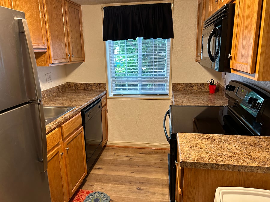 Furnished Finder property 253421_1 photo 8