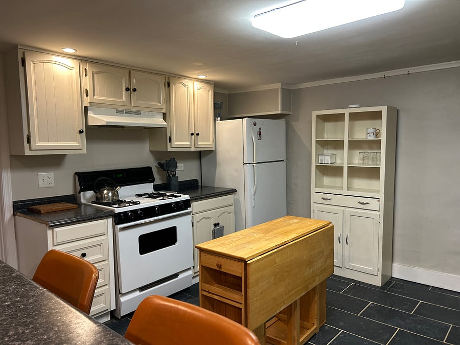 Furnished Finder property 253446_1 photo 6