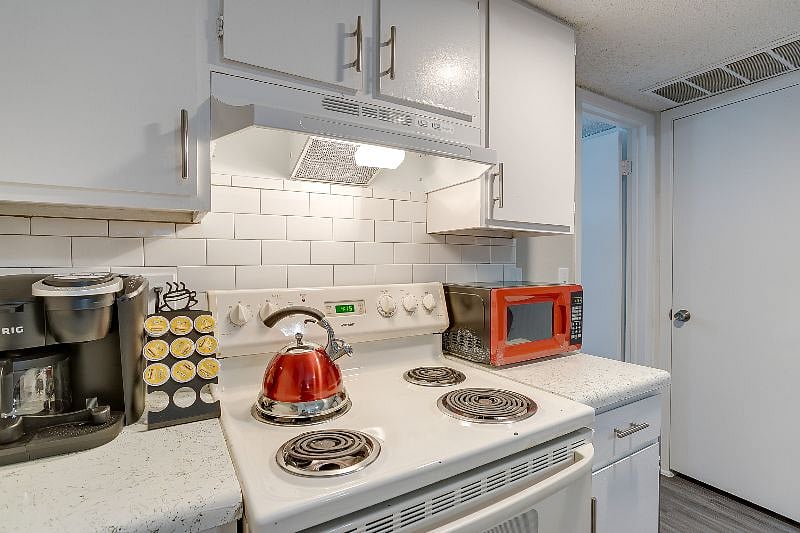 Furnished Finder property 253578_10 photo 13