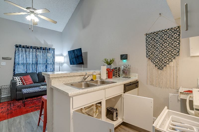 Furnished Finder property 253578_10 photo 19