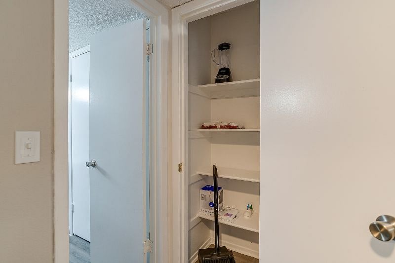 Furnished Finder property 253578_10 photo 27