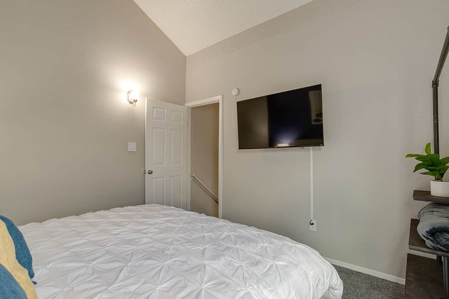 Furnished Finder property 253578_25 photo 8