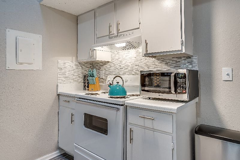 Furnished Finder property 253578_3 photo 15