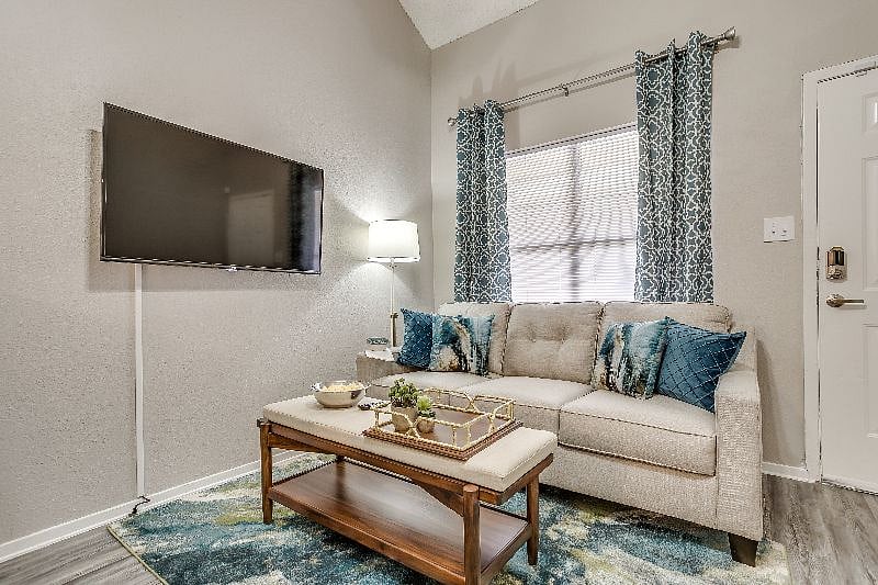 Furnished Finder property 253578_5 photo 10