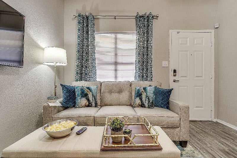 Furnished Finder property 253578_5 photo 23