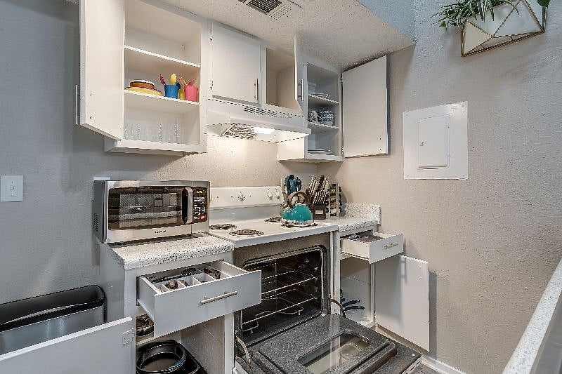 Furnished Finder property 253578_5 photo 15