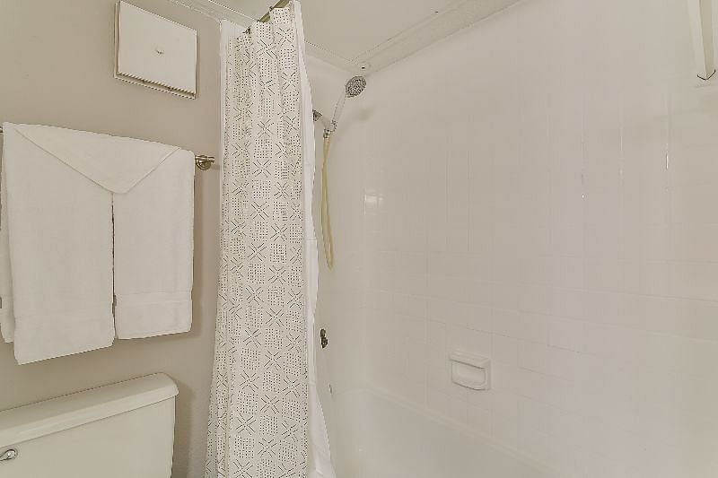 Furnished Finder property 253578_6 photo 18