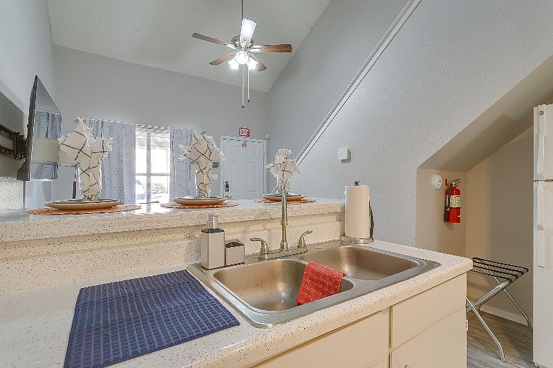 Furnished Finder property 253578_6 photo 10