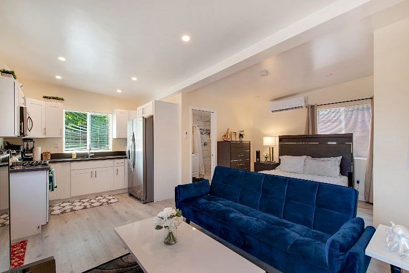 Furnished Finder property 254042_1 photo 4