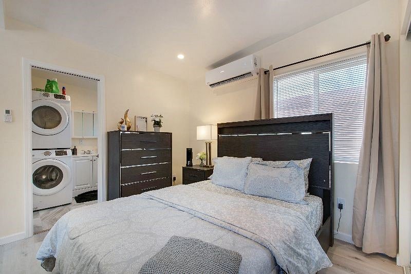 Furnished Finder property 254042_1 photo 3