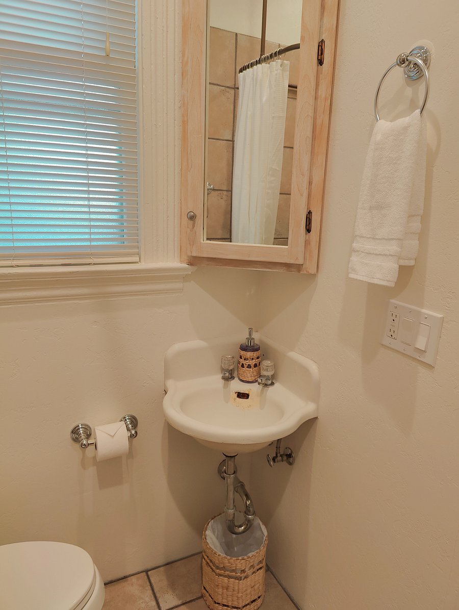 Furnished Finder property 254701_2 photo 17