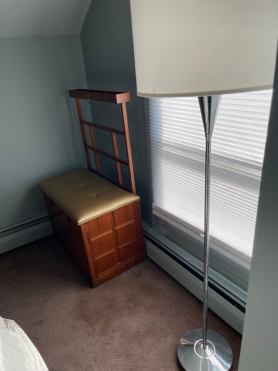green bedroom dressing chair