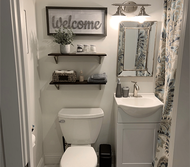 Clean bathroom