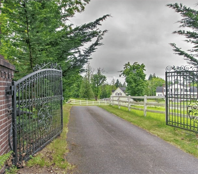Your Olalla escape awaits you just past the gate!