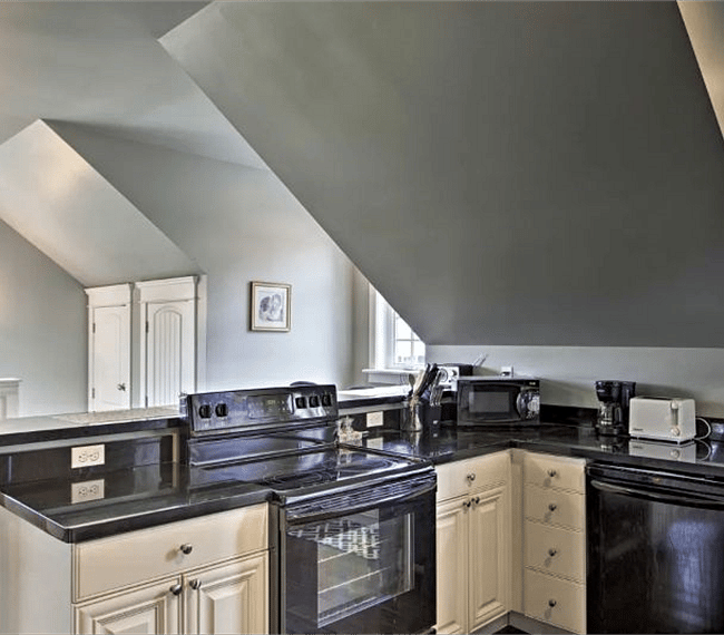 Try out a new recipe in the fully equipped kitchen.