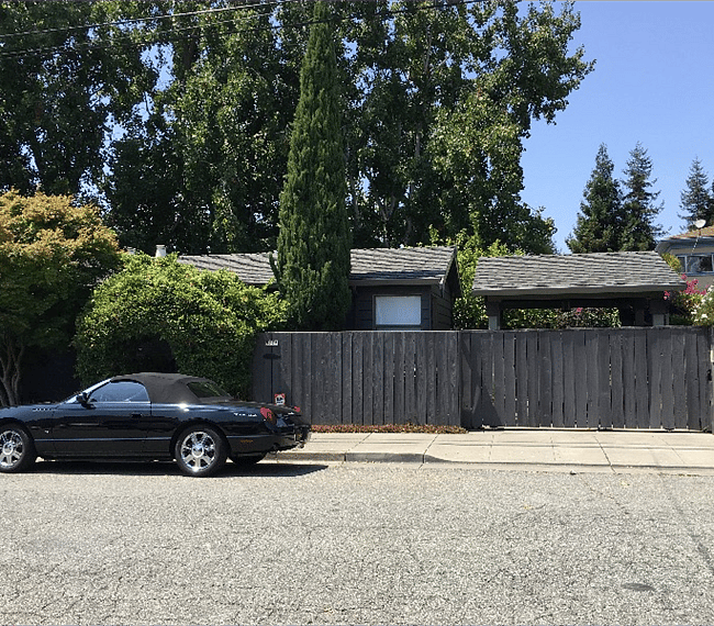 Furnished Finder property 256381_1 photo 3