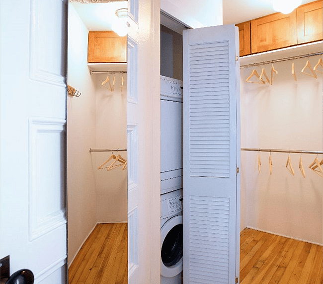 Private washer / dryer in large walk-in closet.