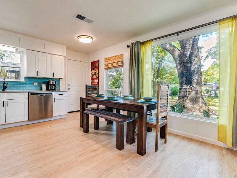 Furnished Finder property 256670_1 photo 5