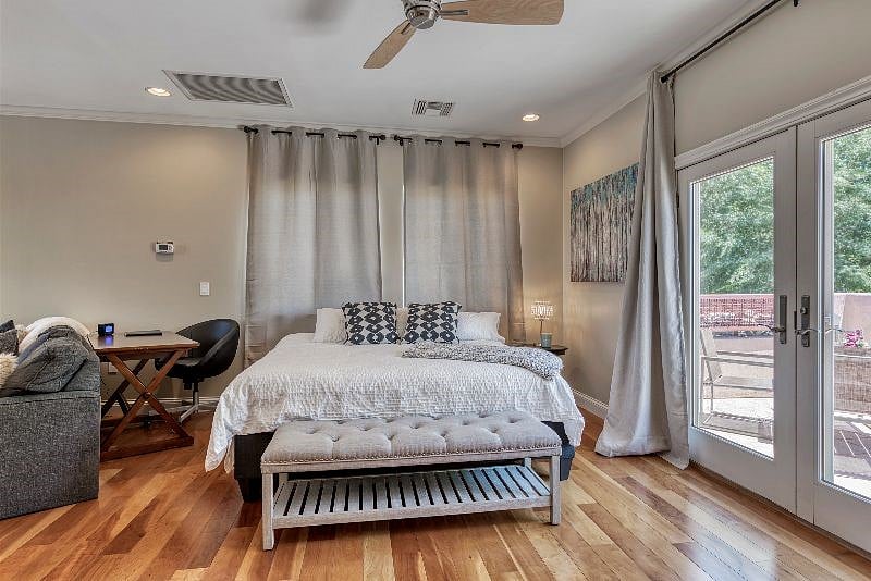 King Bed - plus Desk & Comfy office chair 