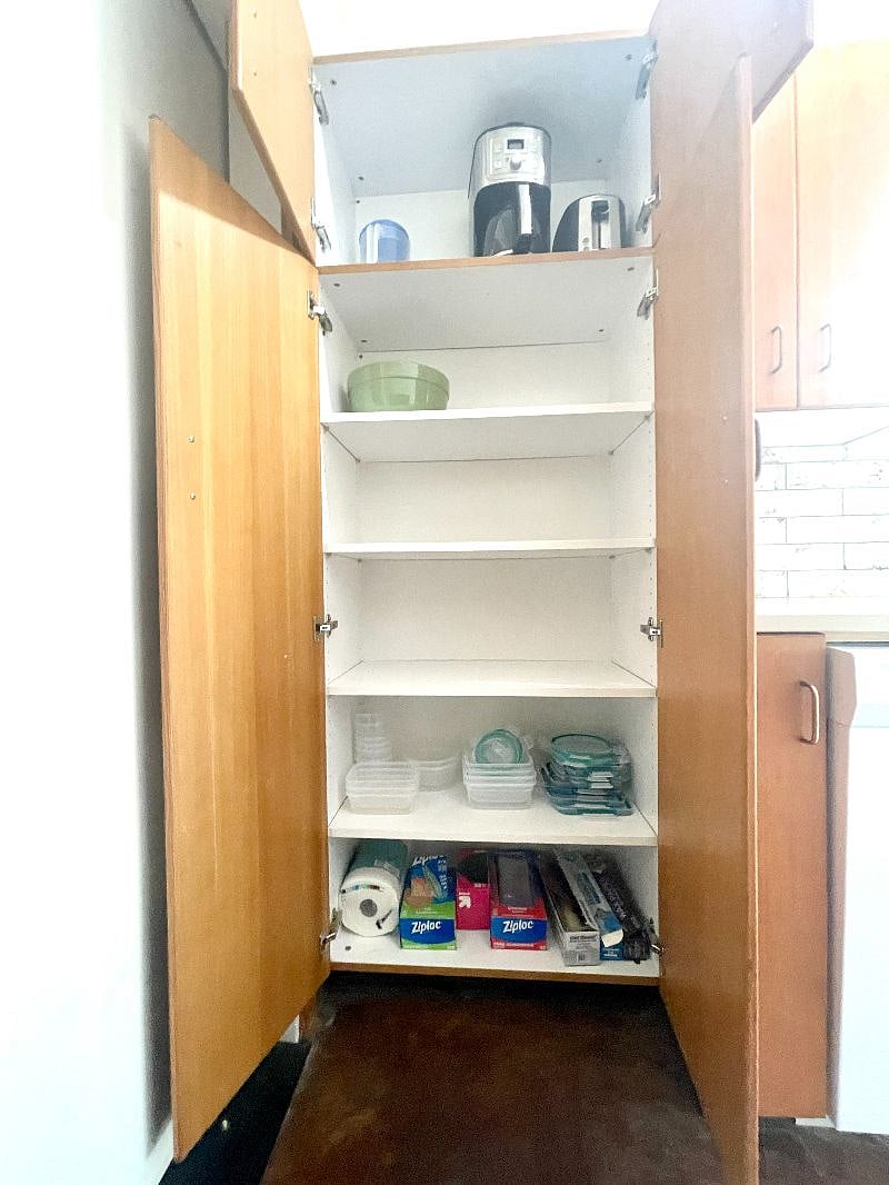 Well appointed kitchen with lots of room for your essentials too.