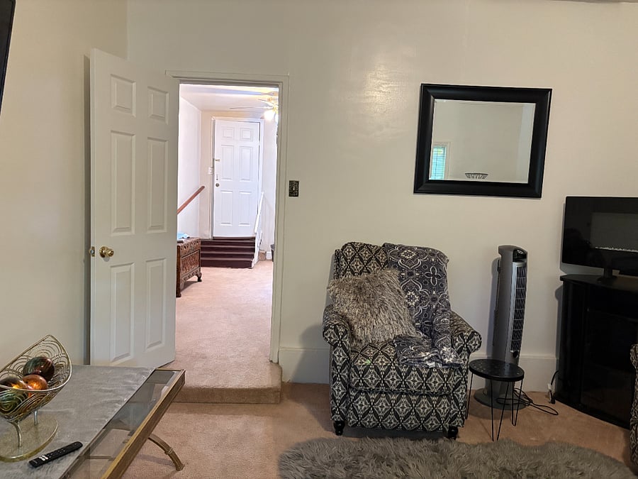 Living room/sitting area with dining area