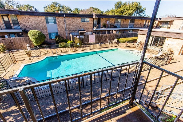 Furnished Finder property 257912_2 photo 12