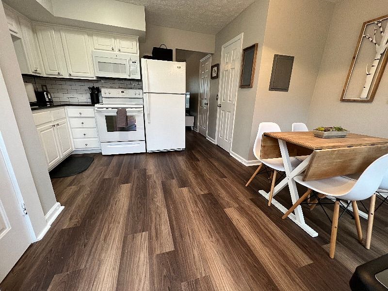 Furnished Finder property 258121_1 photo 6