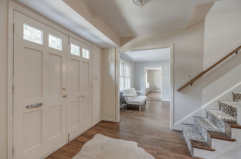 Entry way from Front Door to main level/common areas
