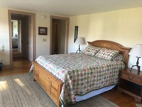 Lucys Room 1