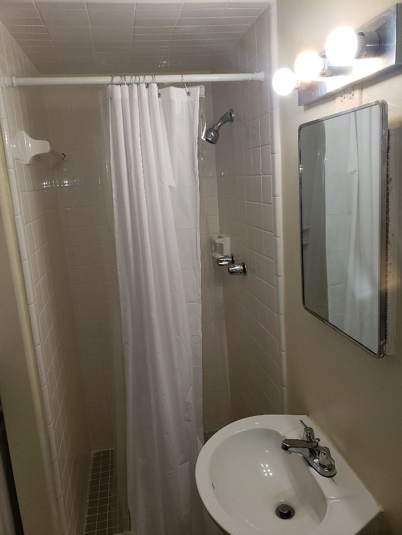 Furnished Finder property 258446_1 photo 12