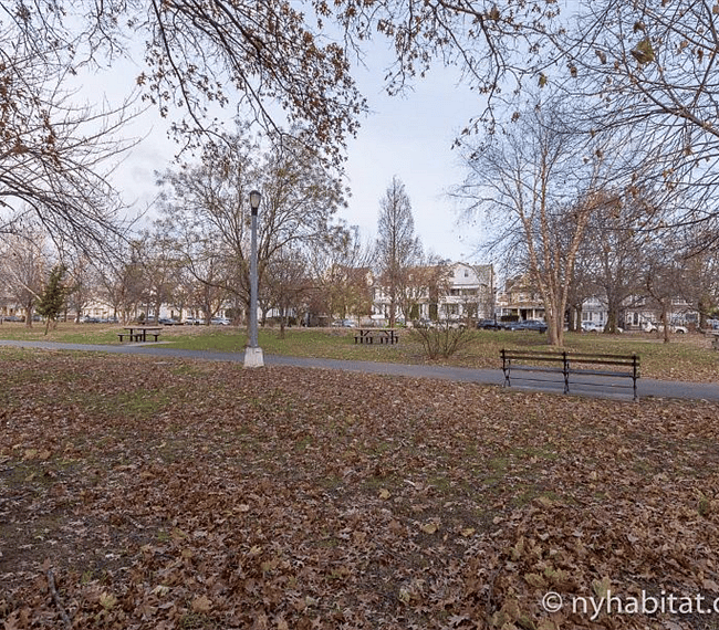 Capture The Charm, Love The Space, Live The Location