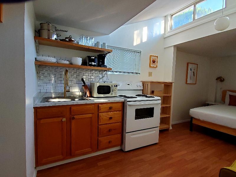 Furnished Finder property 258986_3 photo 3