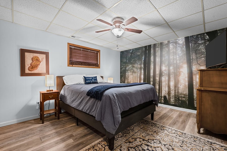 1st bdr with queen bed, plenty of closet space, dresser and smart tv