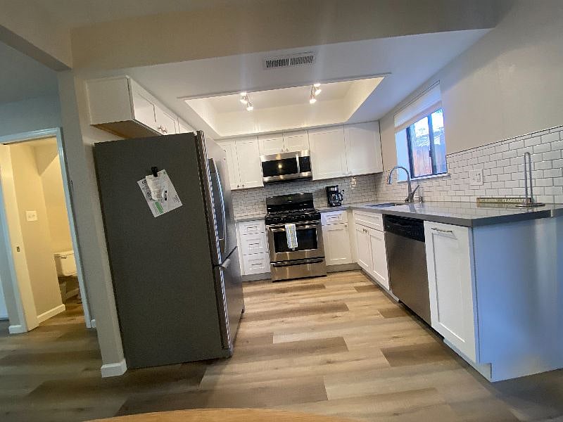 Furnished Finder property 259044_1 photo 5