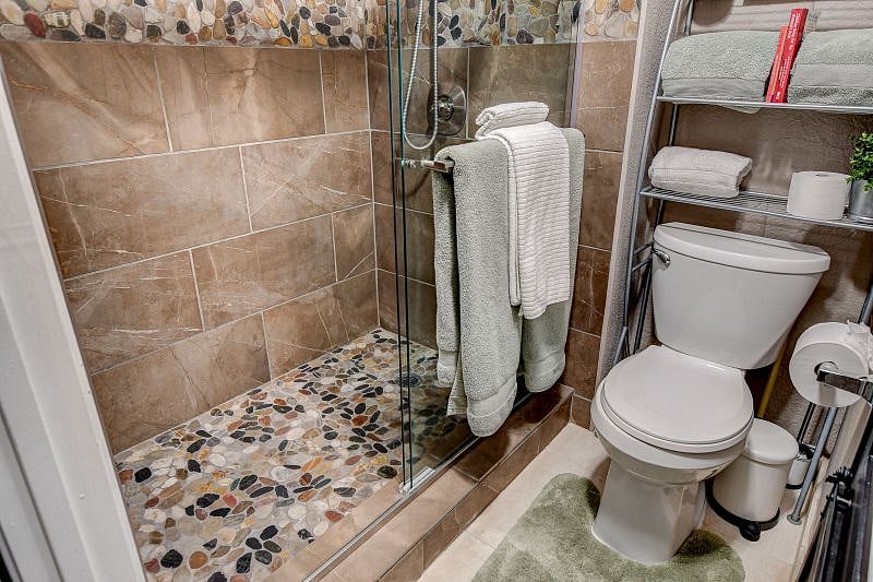 Custom tile bathroom