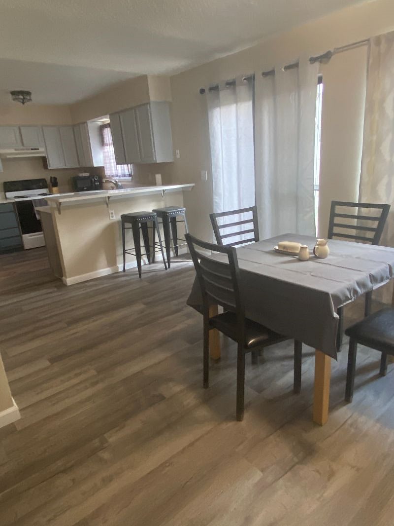 Furnished Finder property 259220_1 photo 8