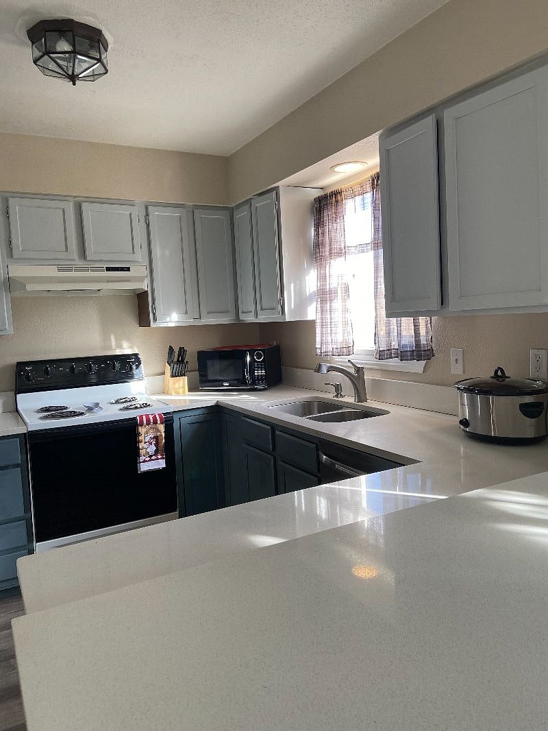 Furnished Finder property 259220_1 photo 7
