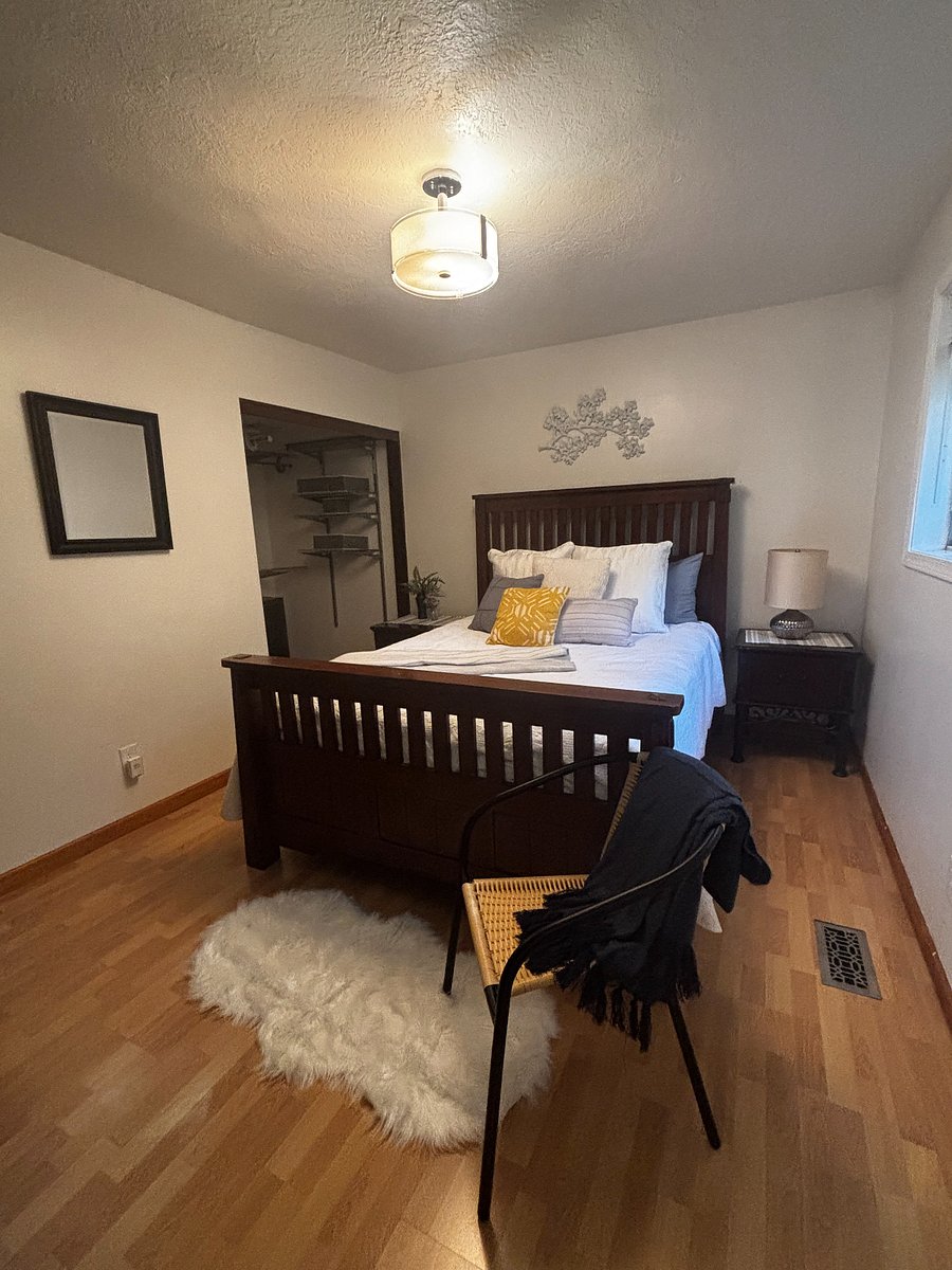 Private bedroom