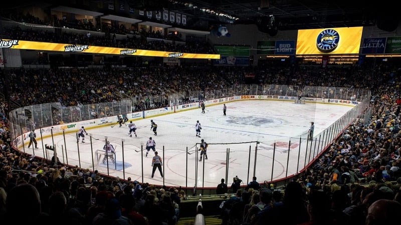 Hockey games at the Huntington Center