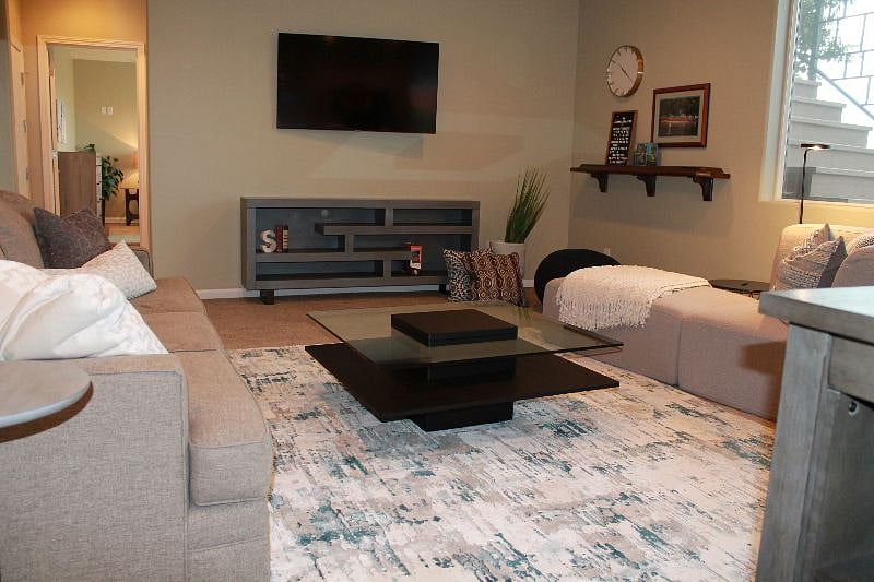 Furnished Finder property 259866_1 photo 8