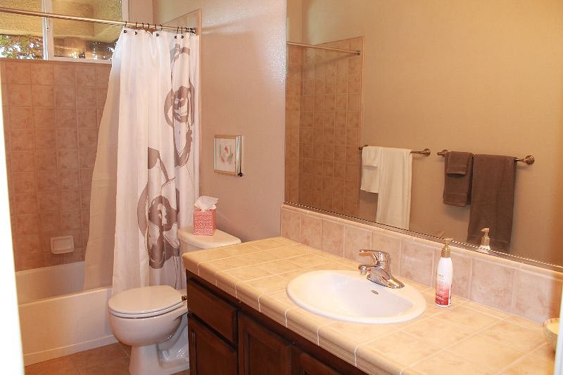 Furnished Finder property 259866_1 photo 9