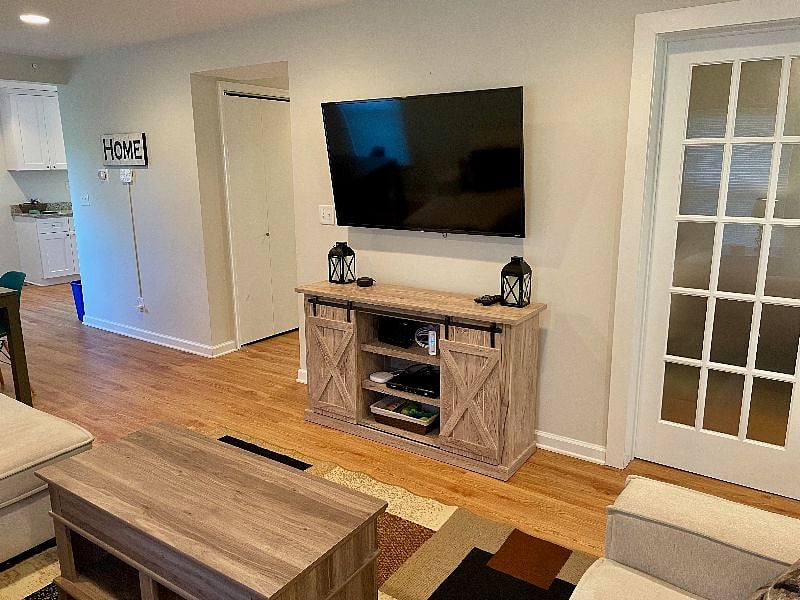 The Roku TV is ready for streaming and has cable TV as well!