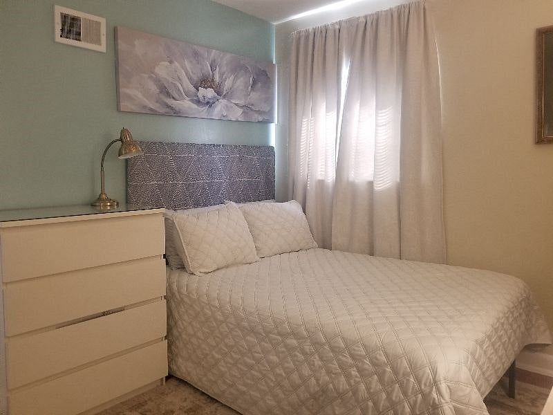 Room 2 - 