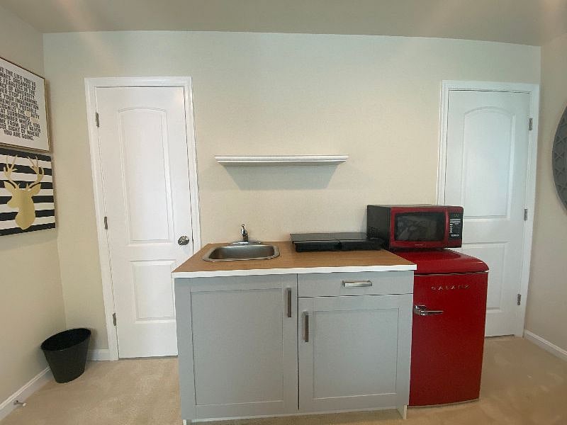 Furnished Finder property 260430_1 photo 13