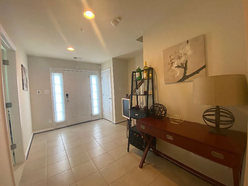 Furnished Finder property 260430_1 photo 11