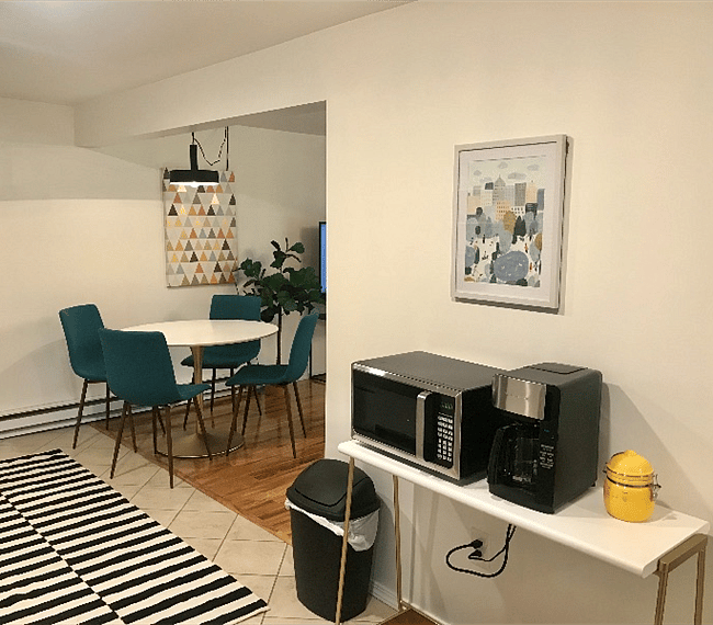 921 B kitchen