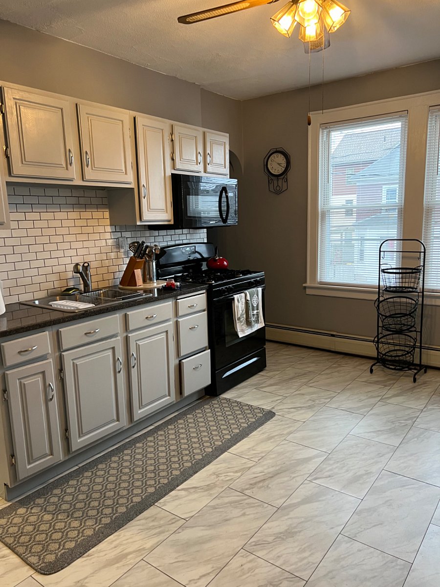 Fully stocked kitchen