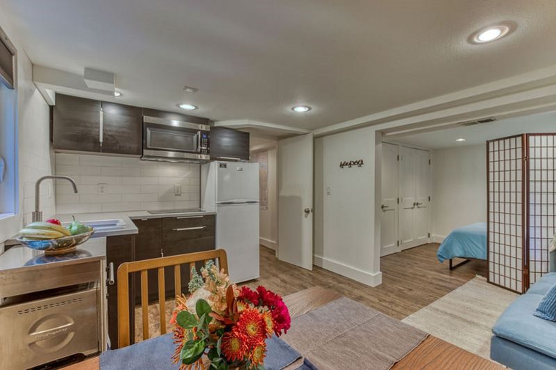 Furnished Finder property 260902_1 photo 4