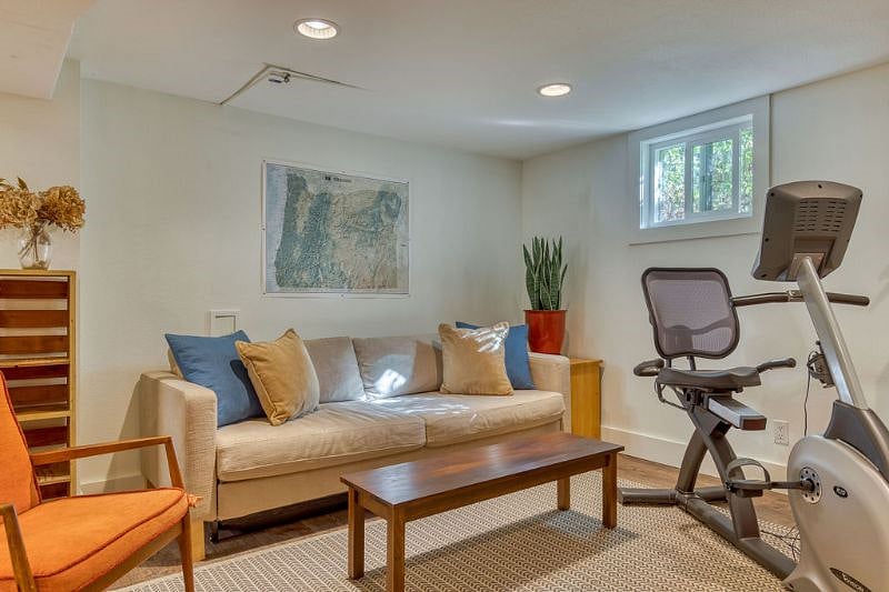Furnished Finder property 260902_1 photo 15