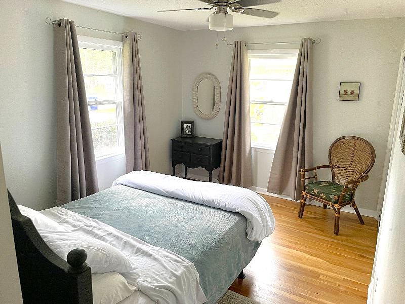 Second bedroom with queen bed, and large closet
